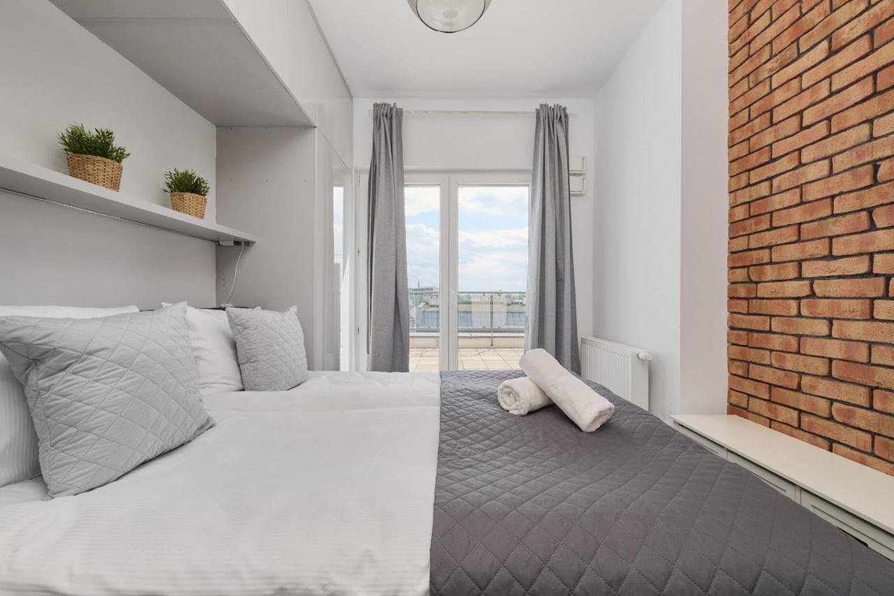 Stylish Kosciuszki Apartaments Near The Market Square With Free Garage Wroclaw By Noclegi Renters Buitenkant foto